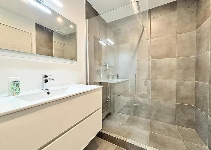 1 Bedroom - 57a2 *